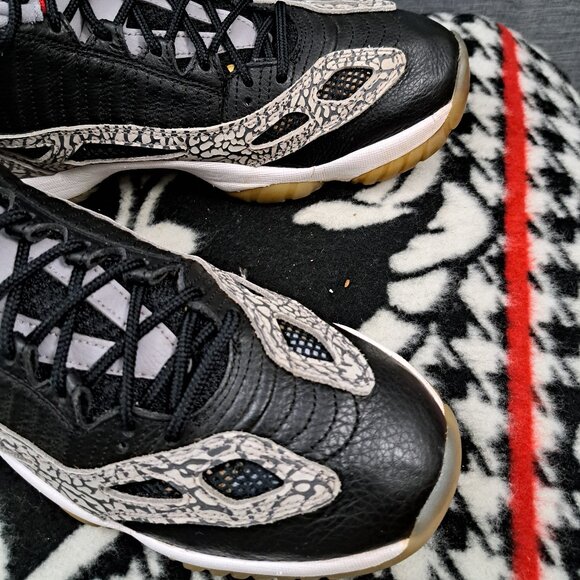 Nike Jordan 11 Low IE Black Cement 919712-006 Men's size 10.5 - Picture 8 of 12